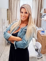 Veronika Povolná (Kleinerová) Veronika Povolná (Kleinerová)